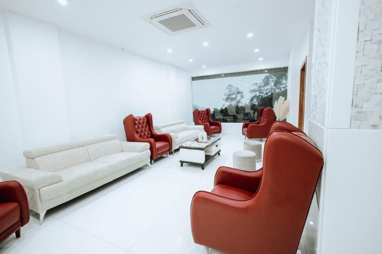 Hotel White House, Munnar Zewnętrze zdjęcie